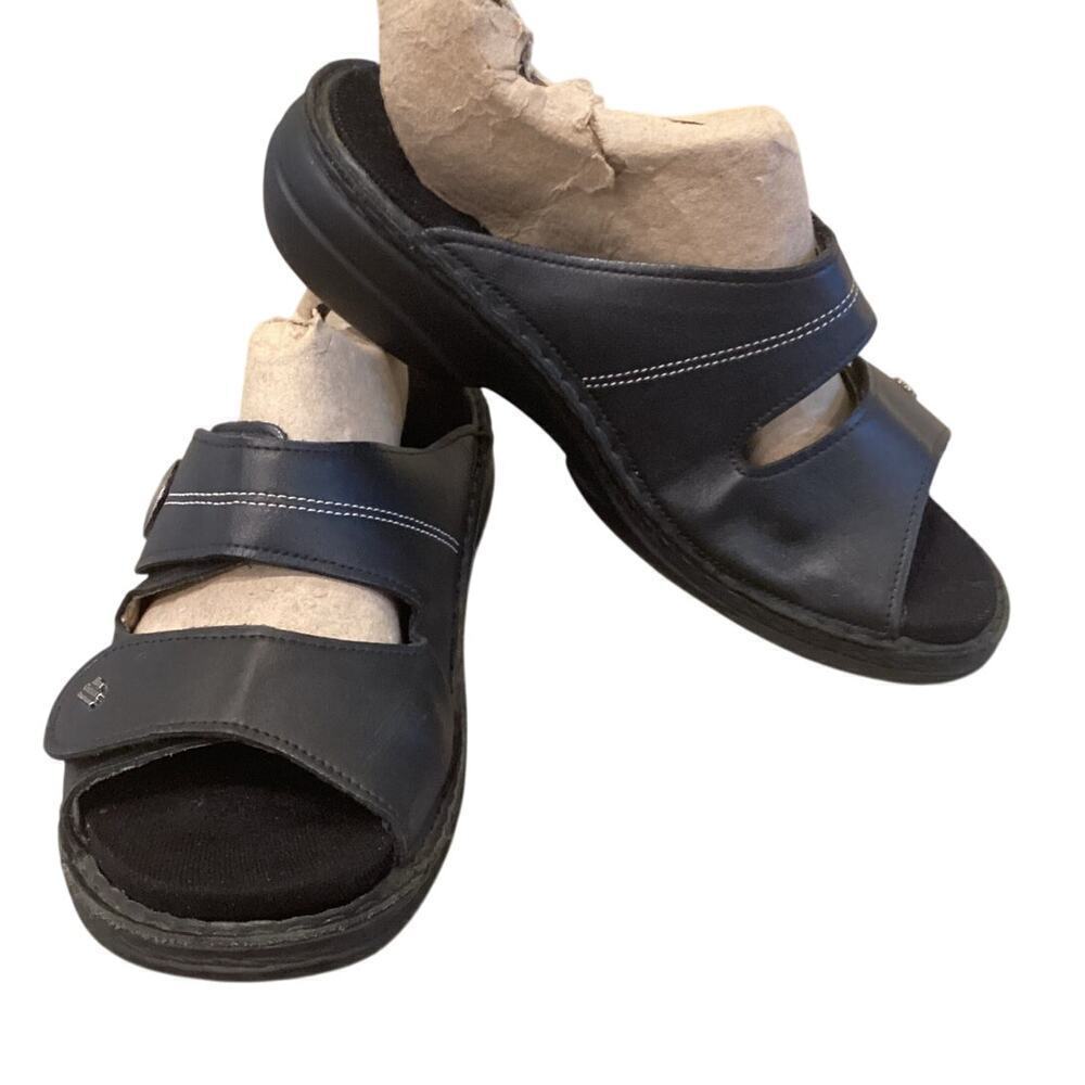 Finn Sansibar Sandal Medallion Womens EU 38 US 7.5 Black Leather Comfort Shoe